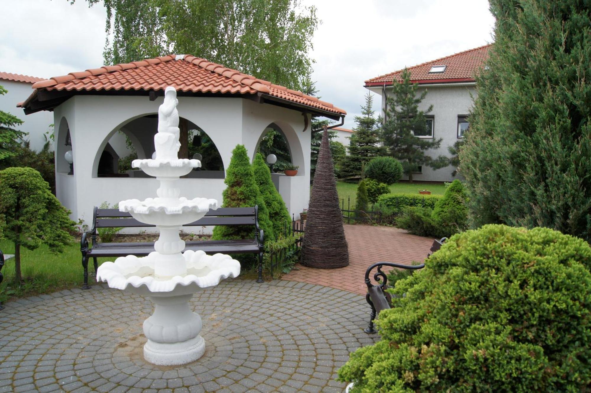 Motel 2000 Stęszew Dış mekan fotoğraf